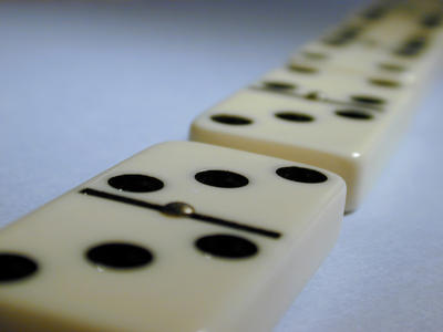 line of dominos