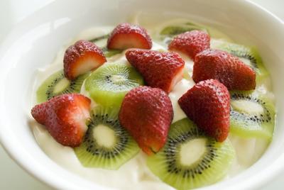Fruit yoghurt breakfast