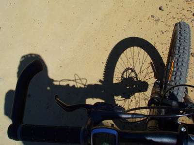 mountainbike shadow