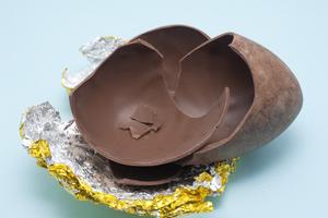 Cracked Chocolate Easter Egg