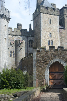 castle apartments