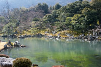 TenryÅ« Shiseizen-ji Pond