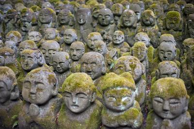 Otagi Nenbutsu-ji Rakan Statues