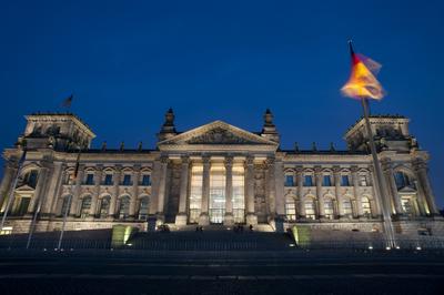 reichstag at night